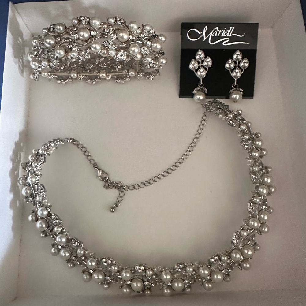 Bel Aire Bridal 3 piece set- Necklace, bracelet & earrings with pearls